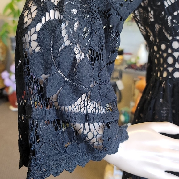 Kensie lace dress - Picture 6 of 9